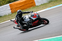 estoril;event-digital-images;motorbikes;no-limits;peter-wileman-photography;portugal;trackday;trackday-digital-images